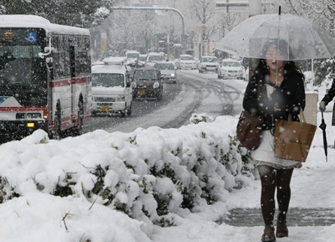 Massive snowstorm dumps feet of snow in Japan | Skymet Weather Services