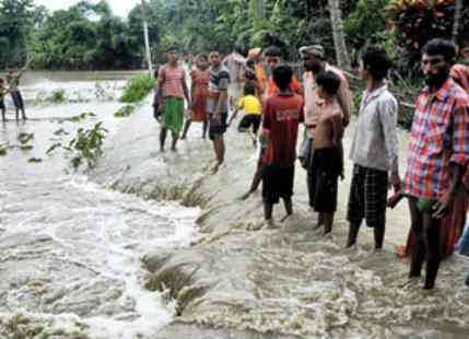 First Wave of Floods Hit Assam