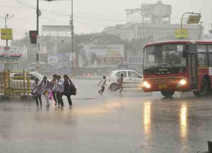 First heavy Monsoon showers lash Bhopal