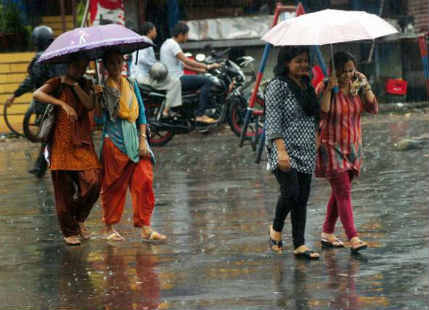 Central India to receive good showers