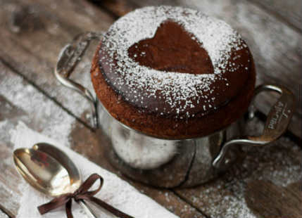 5 delectable desserts to enjoy the season of love