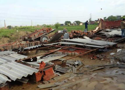 Heavy rain kills 5 in Meerut after house collapses