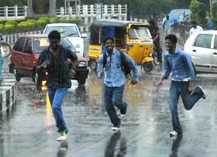 Rain in Hyderabad brings some relief from scorching summer heat