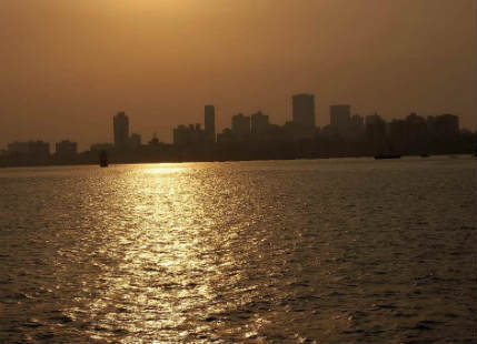 Pleasant evenings in Mumbai as Delhi continues to swelter