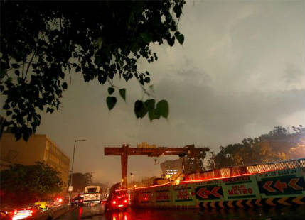 Delhi-NCR may witness thunderstorm soon