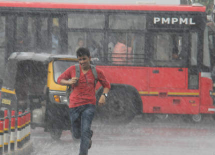 Pune receives more rain than Mumbai, showers to continue