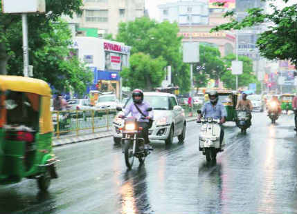 Twin Cyclonic Circulations to give more Monsoon rains over Gujarat