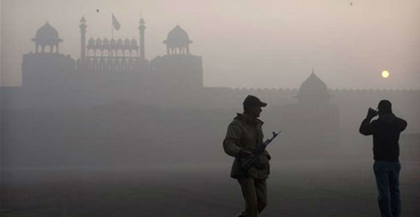 Delhi Fog: Delhi witness fog in pockets, dense fog expected tomorrow