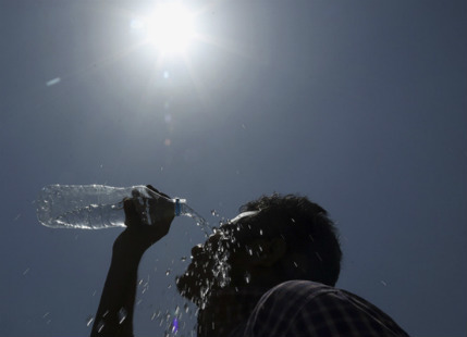 At 39.6 degrees, Delhi blisters with heatwave conditions