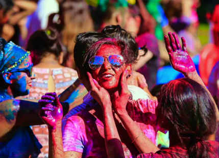 Holi in Delhi to be a cool affair, pleasant weather in offing
