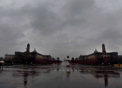 Delhi rains likely to visit today, showers possible tomorrow