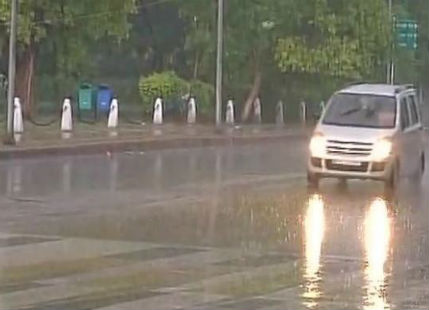 Delhi Rain and thundershower