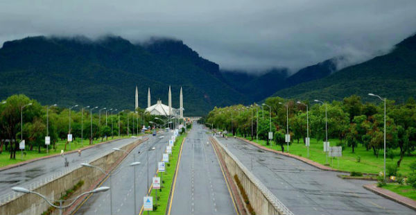 Moderate rain in Islamabad, Lahore; humid weather to  