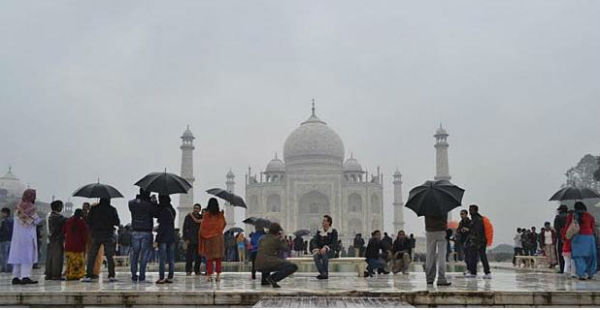 Agra rain