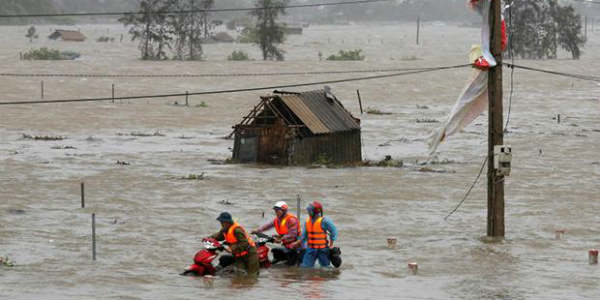 Severe Typhoon Doksuri kills 1 in Vietnam, most powerful storm in 10 years