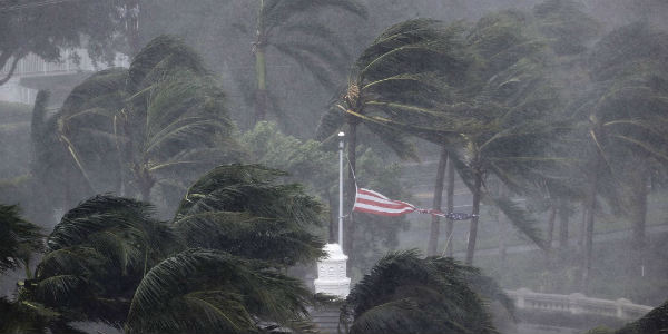 Hurricane Irma strangles Florida with two landfalls, 5 killed