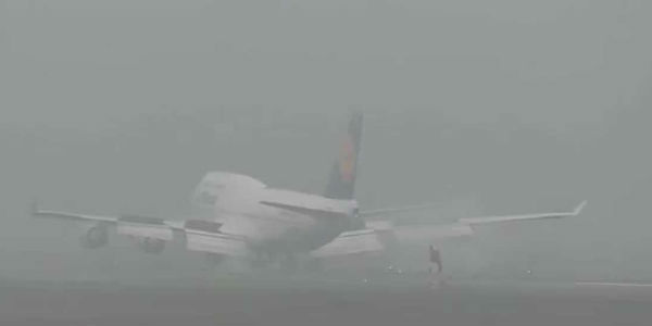 Fog at Airport 1