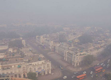 Smoke haze and clouding in Delhi