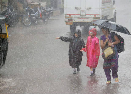 Rainy days ahead for South Tamil Nadu, Kerala; dry weather in Chennai