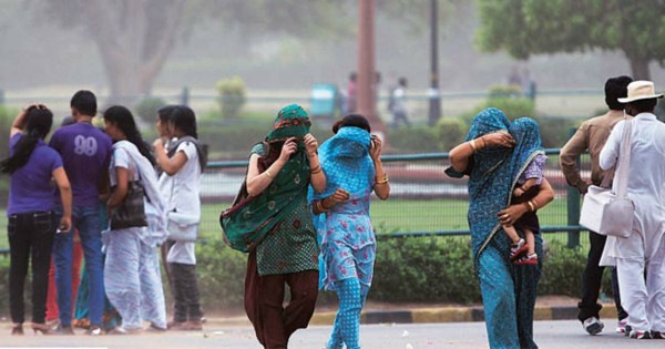 Delhi dust storm thunderstorm and rain-India Today 1200