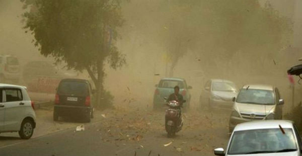 Dust storm in Uttar Pradesh