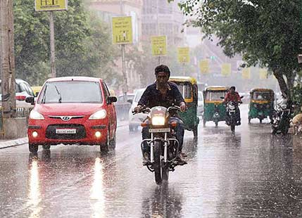Gujarat rains to reduce further, relief on cards