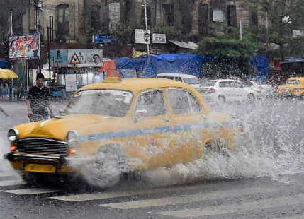 Rain in Kolkata, West Bengal