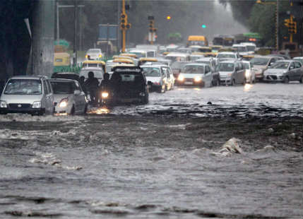 Delhi Rains to continue their streak, heavy showers in many parts