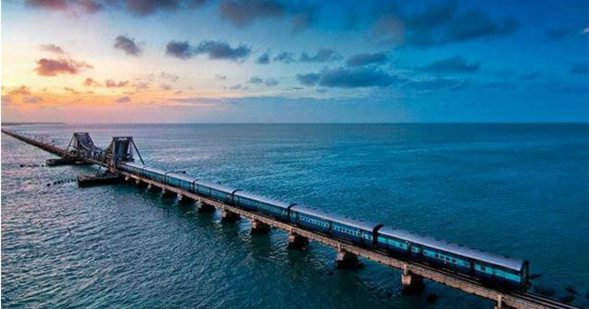 Адамов мост шри ланка. Рамешварам мост. Мост между Индией и Шри-Ланкой. Мост Шри Ланка Индия.