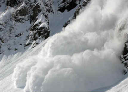 Avalanche in North Hills