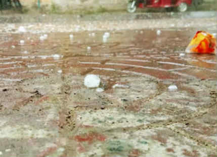 Hailstorm in Kolkata