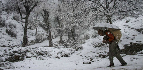 Jammu Kashmir snowfall_Scroll 600