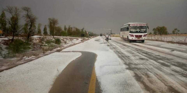Hailstorm in India Images