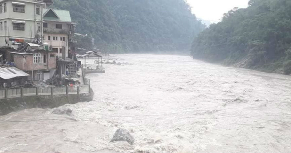 Cloudburst in Sikkim brings heavy rain, 60 vehicles stranded Skymet