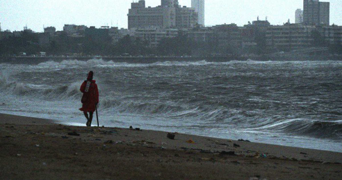 Cyclone Vayu in Karachi