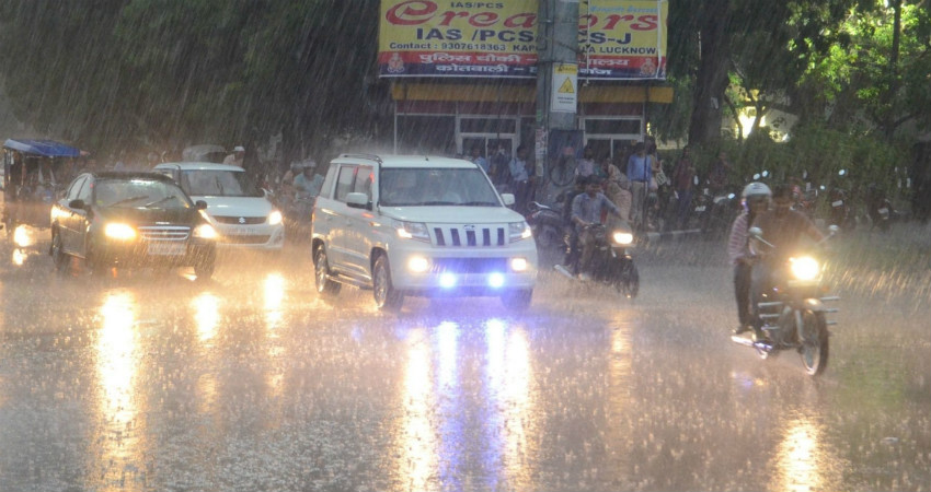 Rain in Lucknow, Moradabad, UP