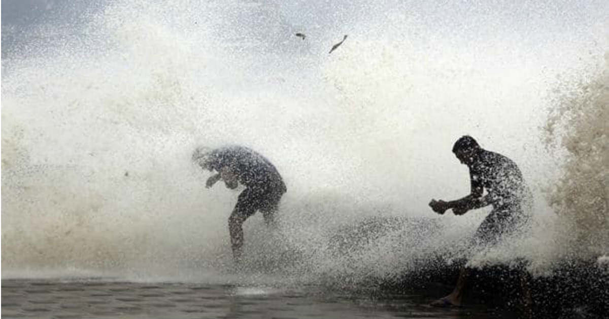 Cyclone in Gujarat