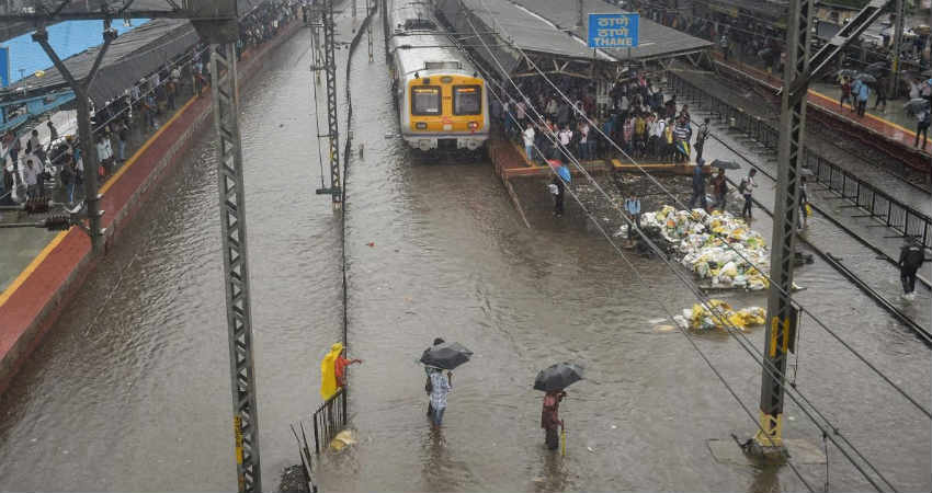Mumbai Rains Cause havoc