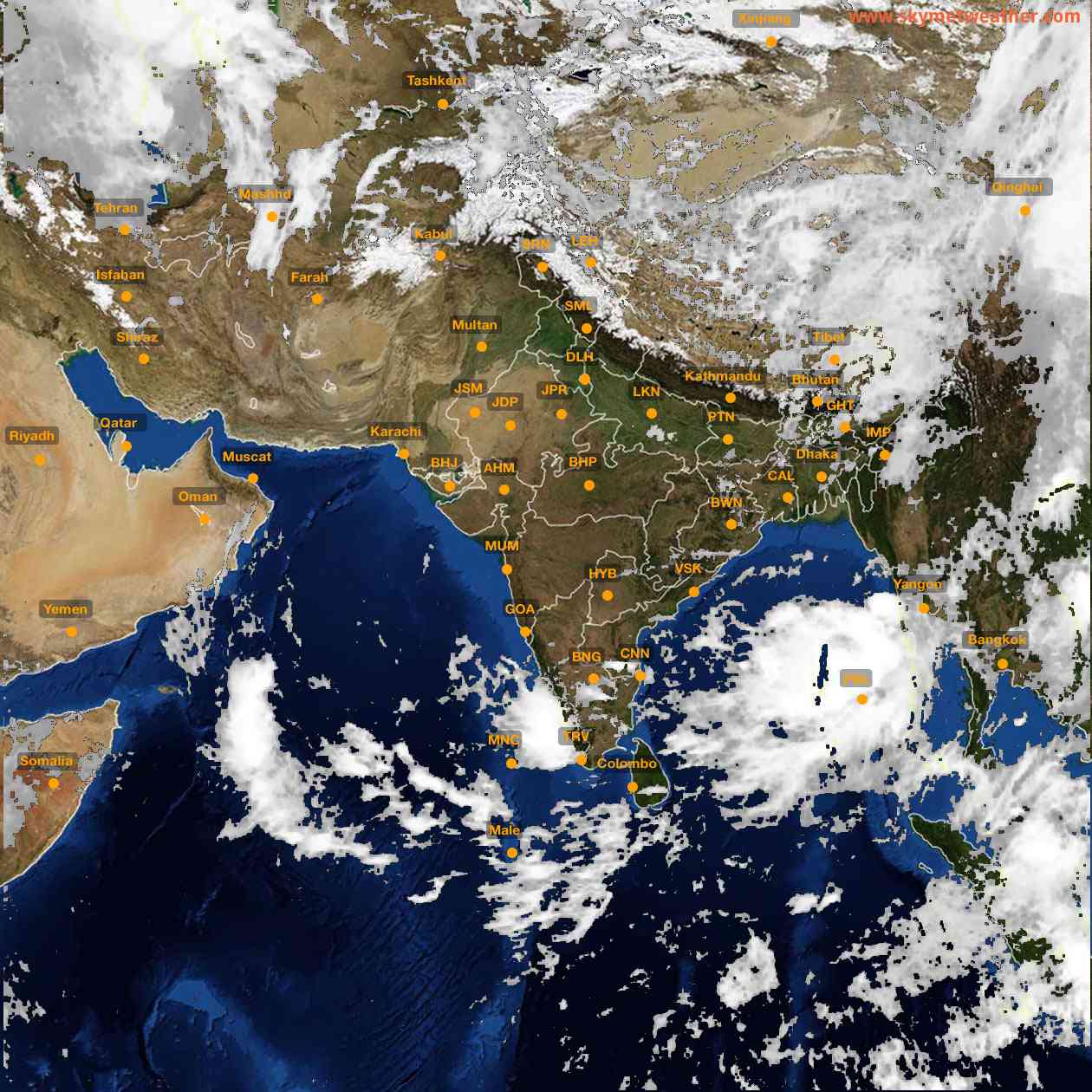 Latest INSAT Weather Satellite Image of India - Infrared Map - 10:00 IST on 17 May 2026