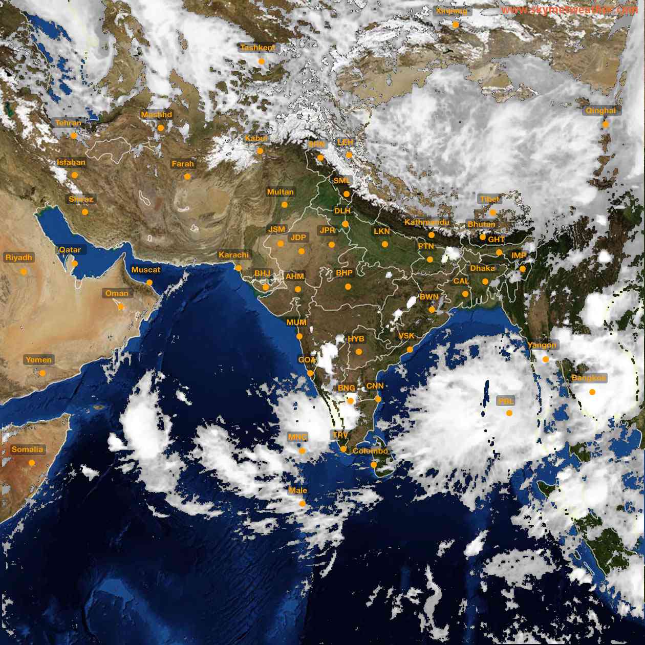 Latest INSAT Weather Satellite Image of India - Infrared Map - 17:00 IST on 17 May 2026